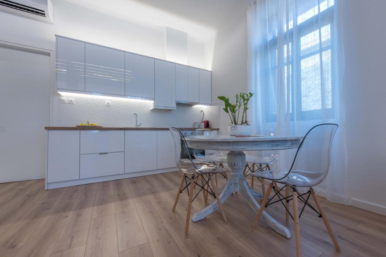 1571_Suites A1 Návpaktosz Kültér fotó